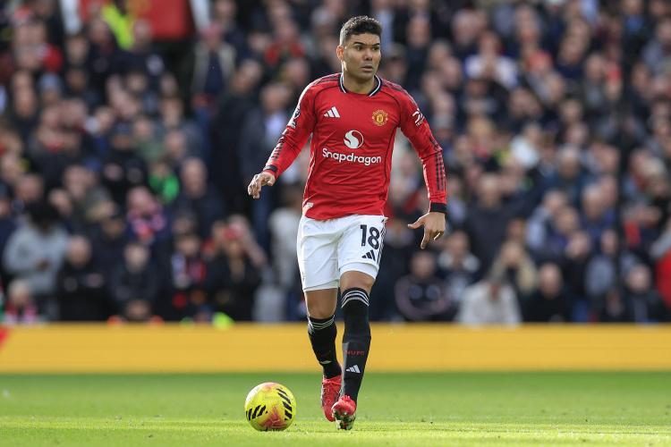 体育官网-西媒曝曼联将签卡塞米罗接班人，预算2亿欧，托纳利标价1.5亿英镑